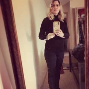 Meet your Posher, Tania